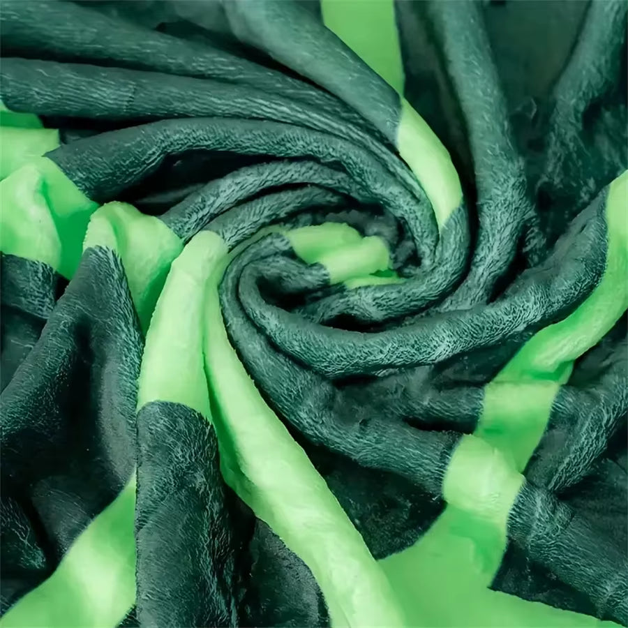 A Whimsical Leaf-Flannel Blanket, a Portable Outdoor Blanket for All Seasons, a Home Tv Blanket, a Leaf Bed Blanket