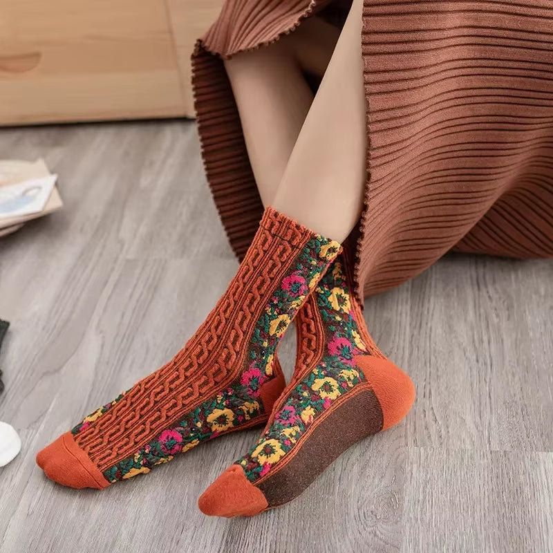 Women'S Socks Pure Cotton Flower Embroidery Medium Tube Socks Retro 2024 Trend Ethnic Style Spring Summer